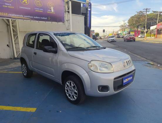 FIAT UNO 1.0 EVO VIVACE 8V FLEX 2P MANUAL FIAT UNO 1.0 EVO VIVACE 8V FLEX 2P MANUAL